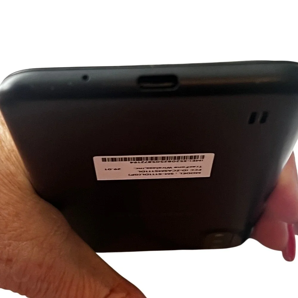 Samsung Galaxy A01 Black‎ 16GB TracFone Smartphone SM S111DL Body Glove Case